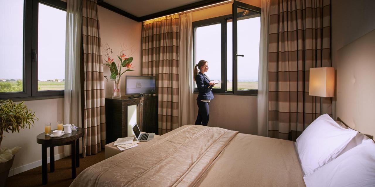פונטדרה Hotel Tower Inn Pisa Valdera מראה חיצוני תמונה